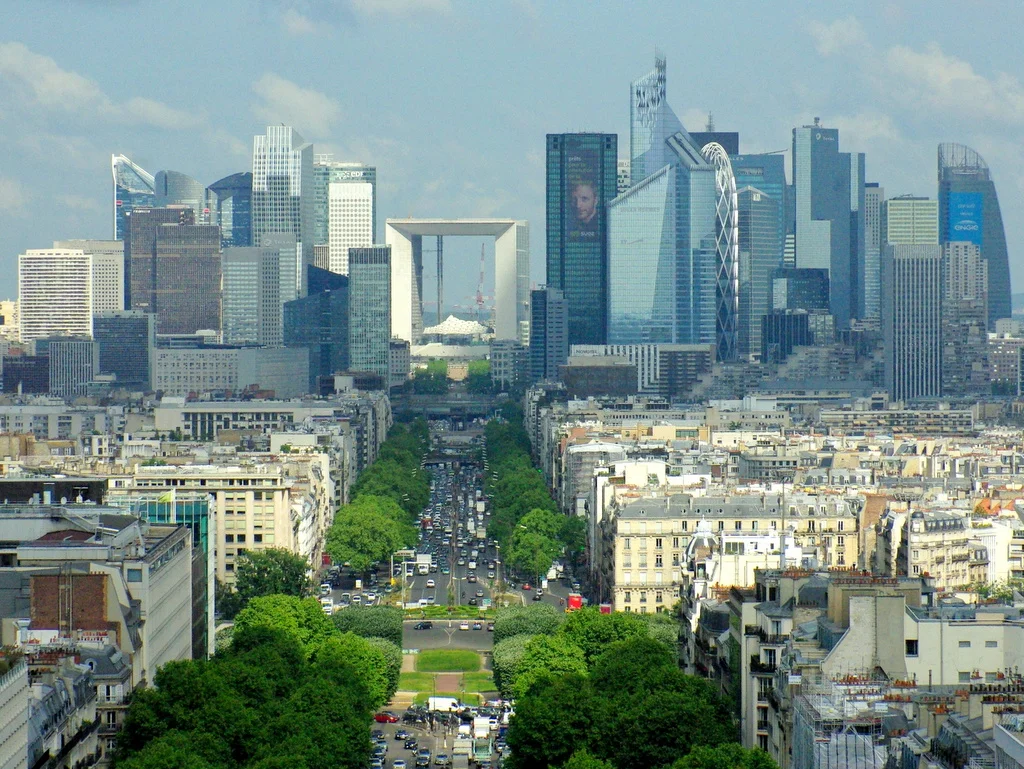 Paris 75720 france business directory